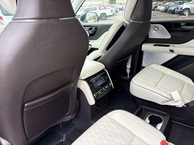 2024 Lincoln Aviator Black Label