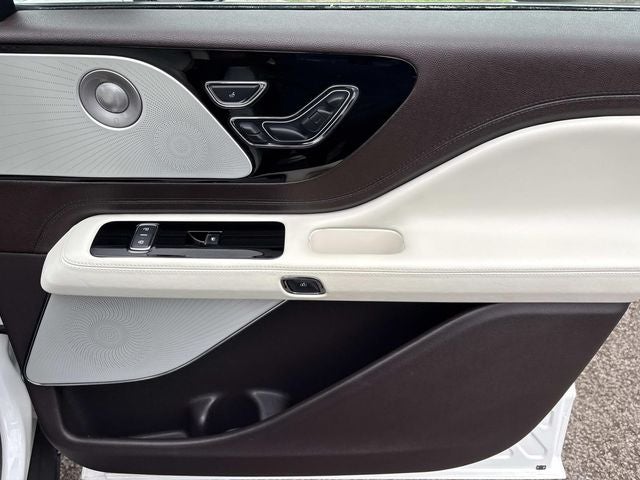 2024 Lincoln Aviator Black Label