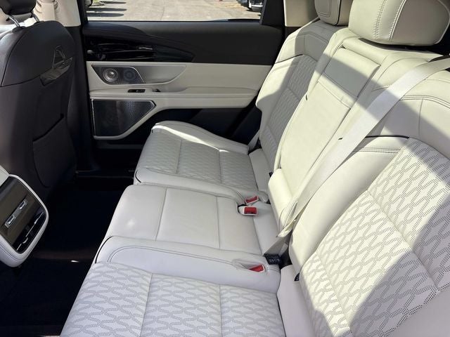 2024 Lincoln Nautilus Black Label