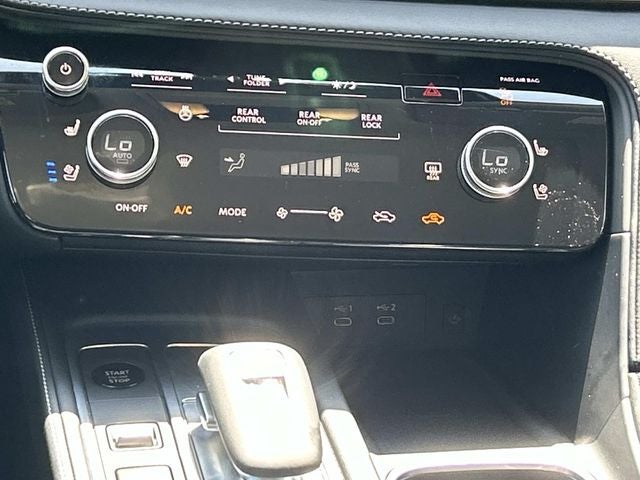 2026 INFINITI QX60 LUXE