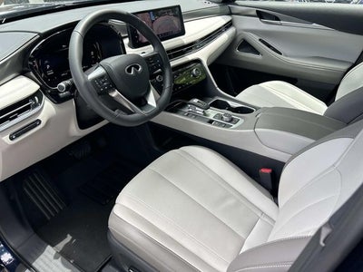 2026 INFINITI QX60 LUXE