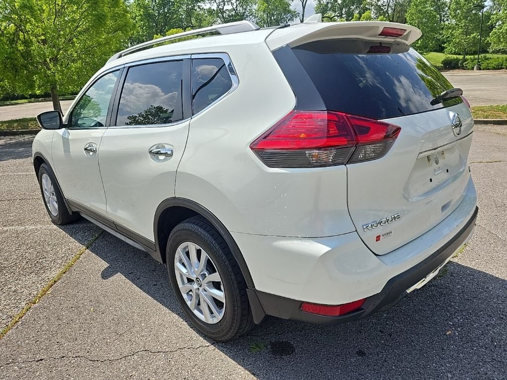 2017 Nissan Rogue SV