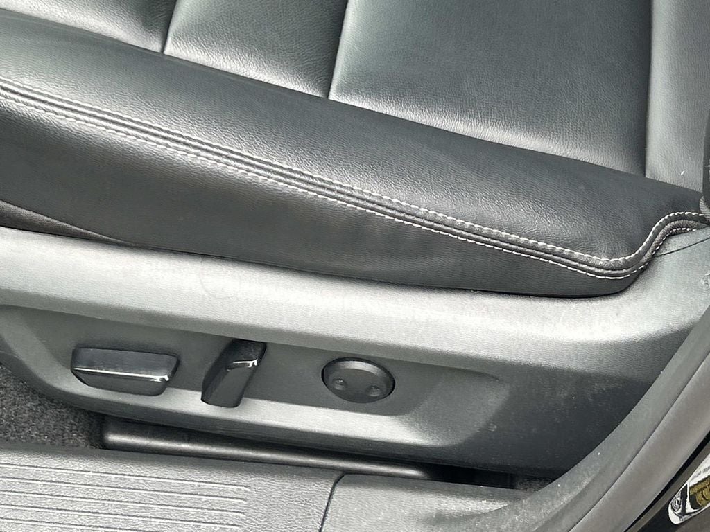 2023 Nissan Rogue SL Premium