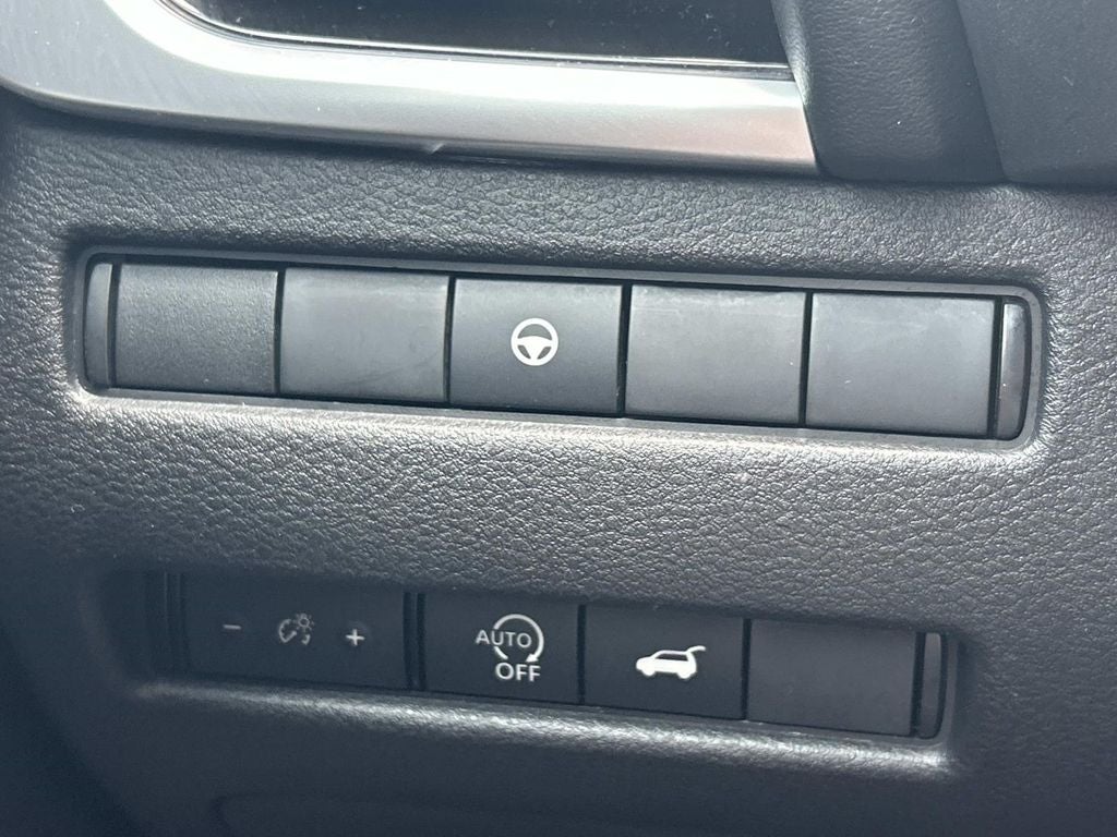 2023 Nissan Rogue SL Premium