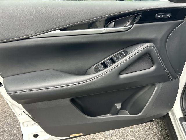 2023 INFINITI QX60 PURE