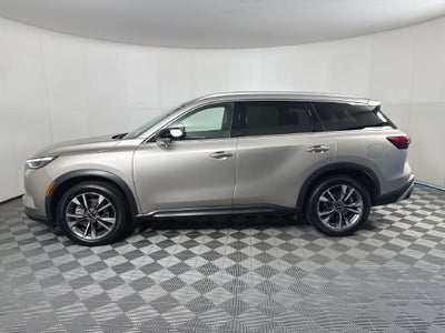 2023 INFINITI QX60 LUXE