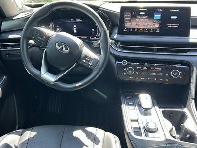 2023 INFINITI QX60 LUXE