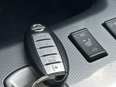 2017 Nissan Pathfinder SL