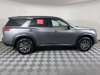 2023 Nissan Pathfinder S