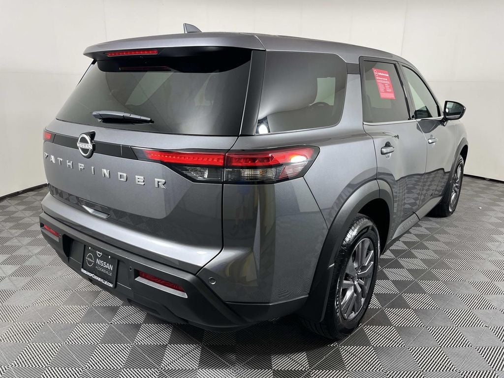 2023 Nissan Pathfinder S