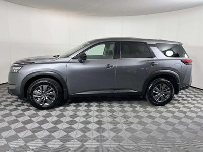2023 Nissan Pathfinder S