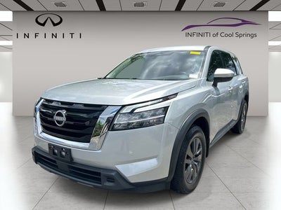 2022 Nissan Pathfinder S