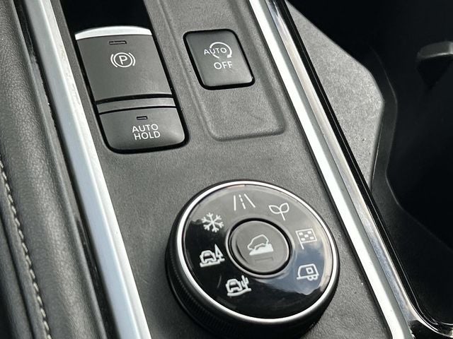2022 Nissan Pathfinder S
