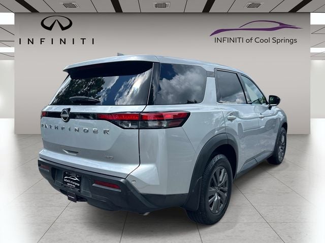 2022 Nissan Pathfinder S