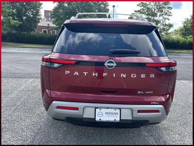2023 Nissan Pathfinder SL