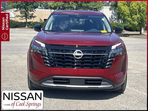 2026 Nissan Pathfinder SL