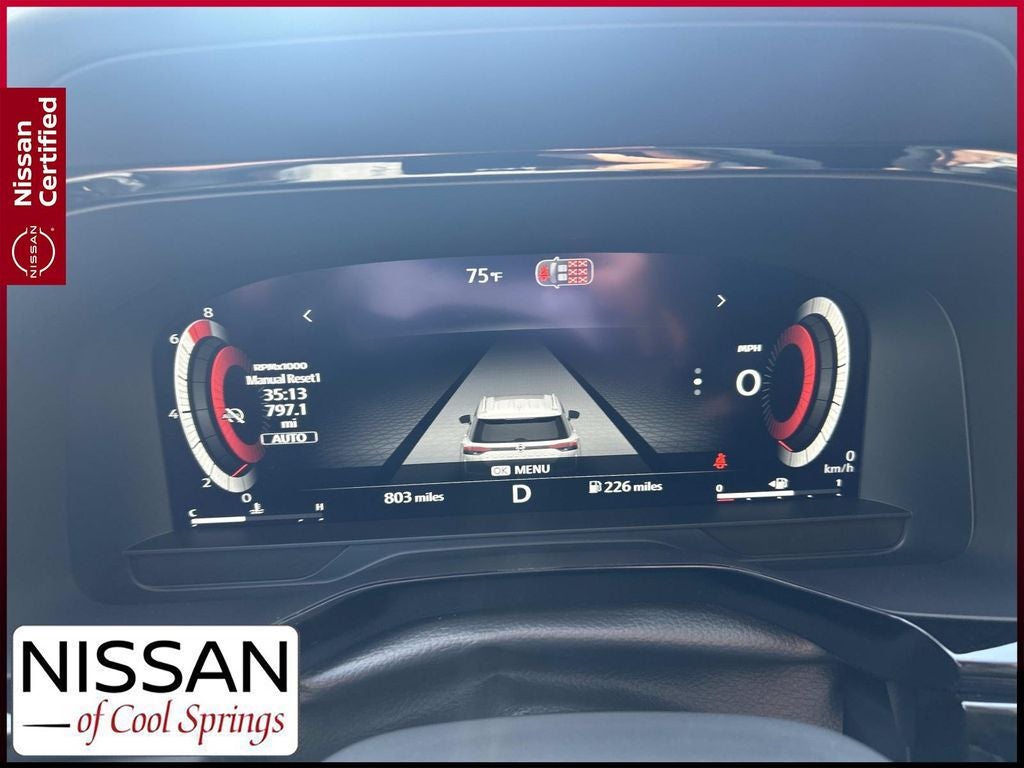 2026 Nissan Pathfinder SL