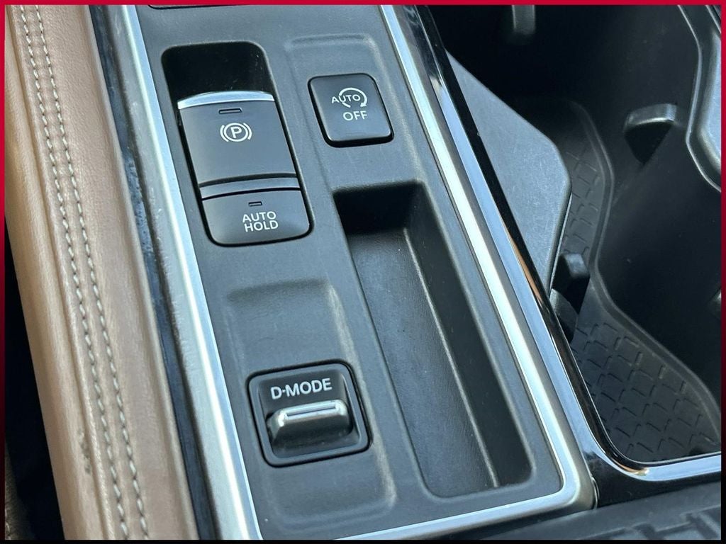 2023 Nissan Pathfinder Platinum