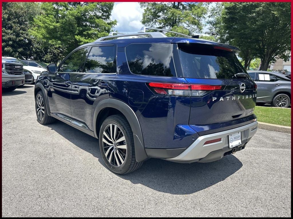2023 Nissan Pathfinder Platinum