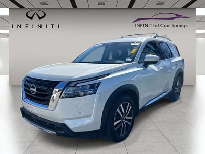 2024 Nissan Pathfinder Platinum