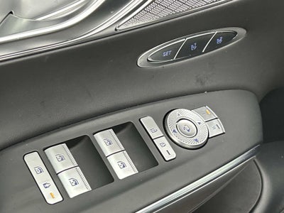 2024 Genesis GV70 2.5T