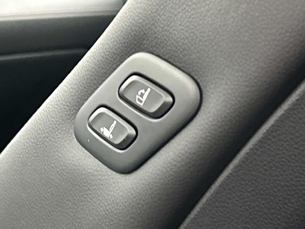 2024 Genesis GV70 2.5T