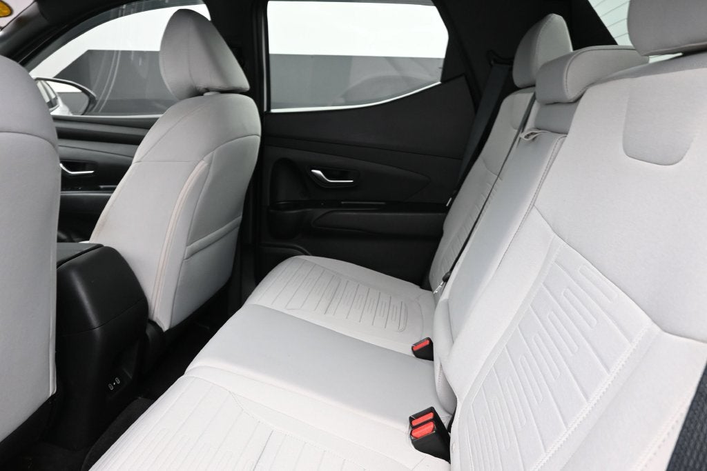 2025 Hyundai Santa Cruz SE