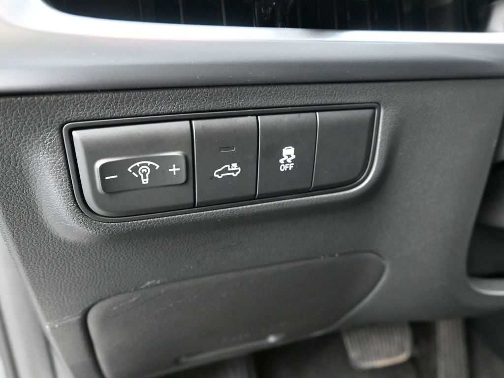 2025 Hyundai Santa Cruz SE