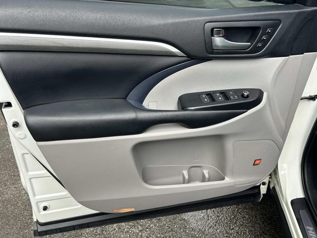 2019 Toyota Highlander Limited Platinum