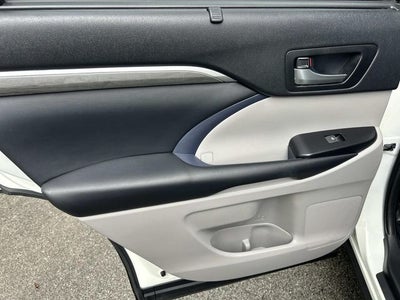 2019 Toyota Highlander Limited Platinum