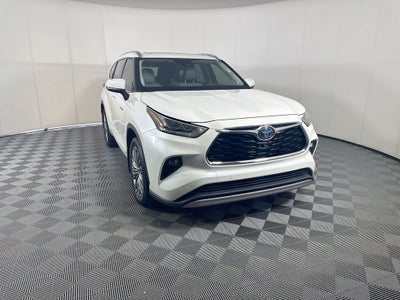 2021 Toyota Highlander Hybrid Platinum