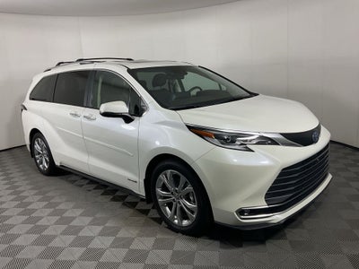 2021 Toyota Sienna Platinum 7 Passenger