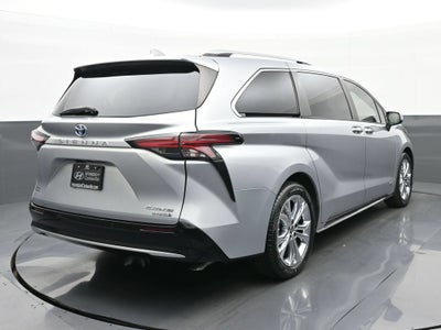 2021 Toyota Sienna Platinum 7 Passenger