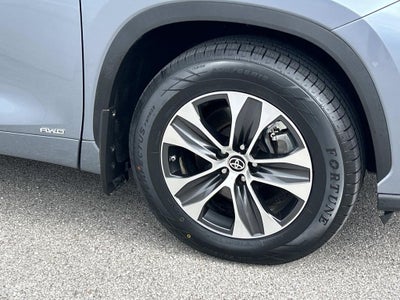 2021 Toyota Highlander Hybrid XLE
