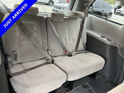 2020 Toyota Sienna LE 7 Passenger