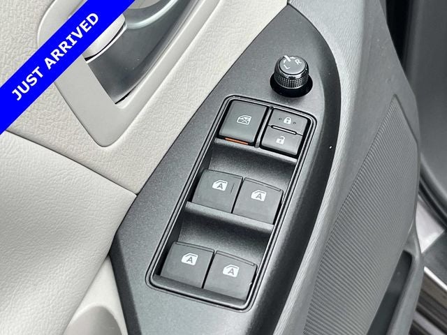 2020 Toyota Sienna LE 7 Passenger