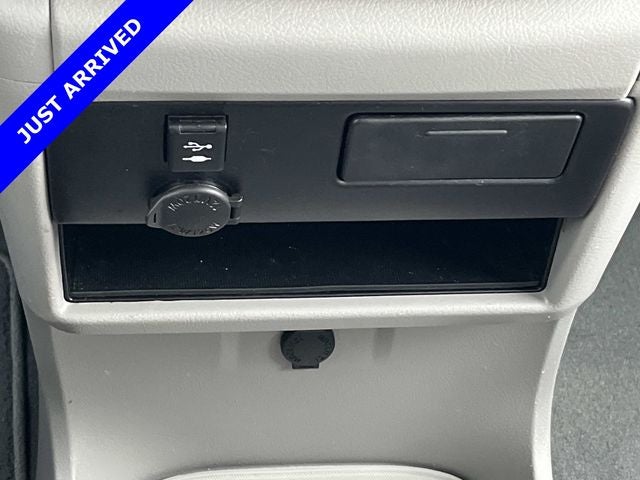 2020 Toyota Sienna LE 7 Passenger