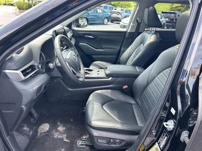 2024 Toyota Highlander XLE