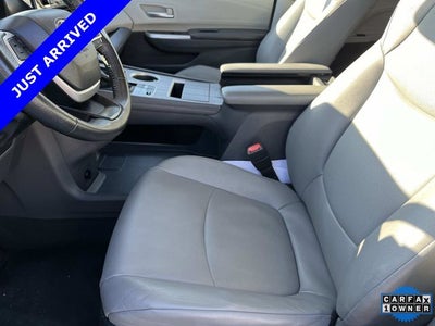 2024 Toyota Sienna XLE 7 Passenger