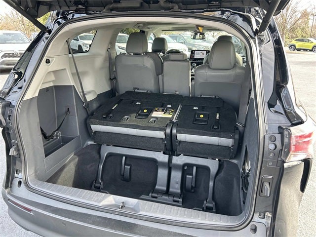 2024 Toyota Sienna XLE 7 Passenger