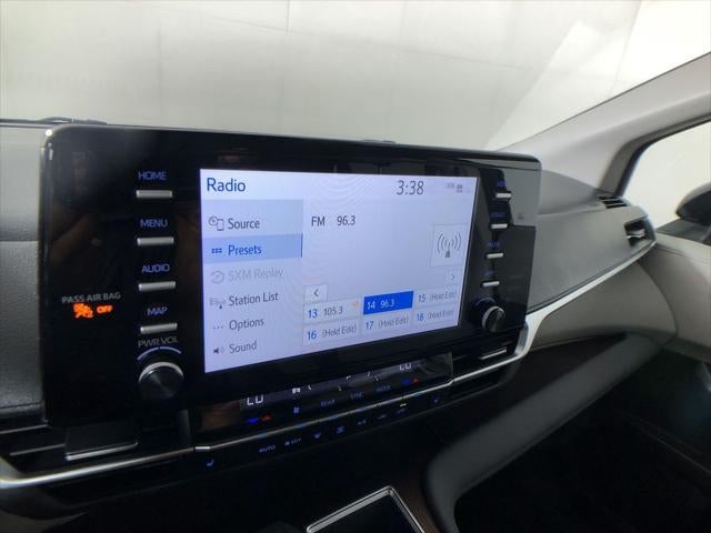 2024 Toyota Sienna XLE 8 Passenger