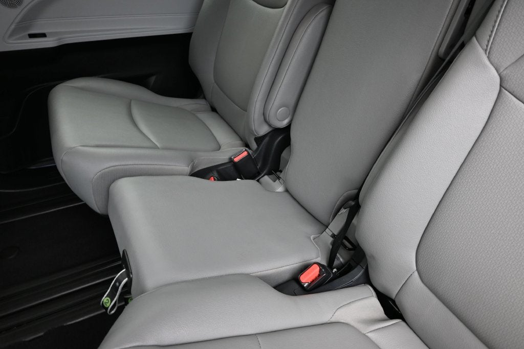 2026 Toyota Sienna XLE 8 Passenger