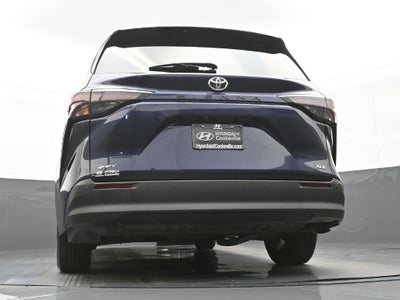 2026 Toyota Sienna XLE 8 Passenger