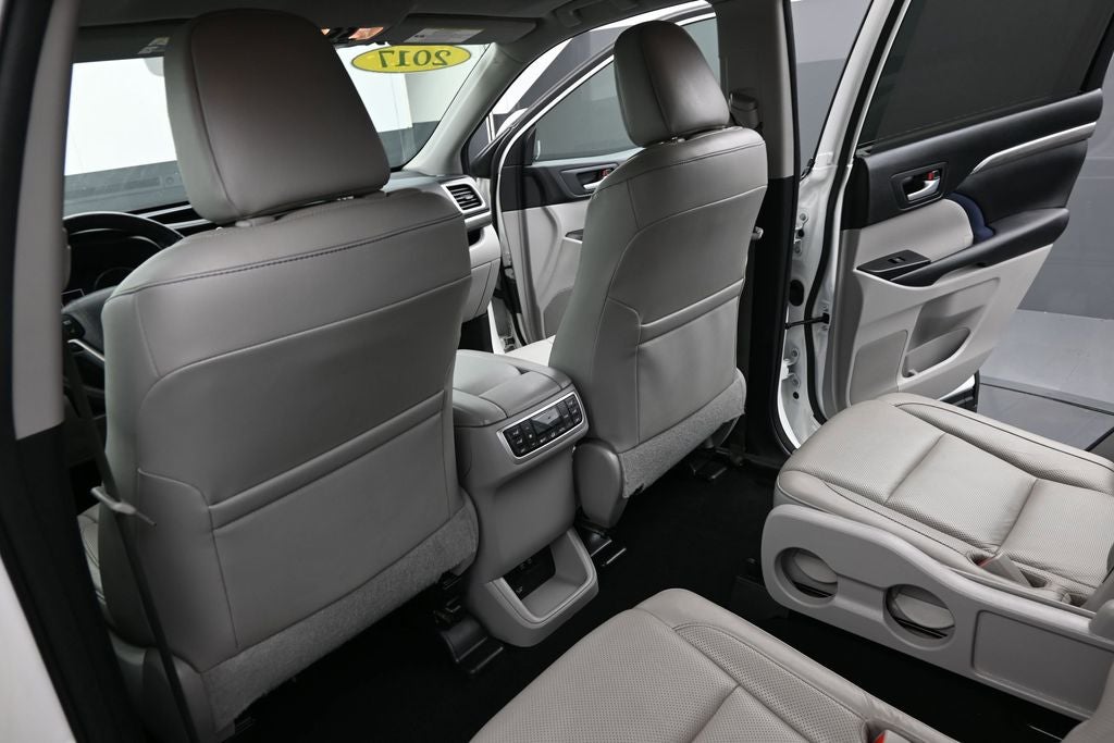 2017 Toyota Highlander Limited Platinum
