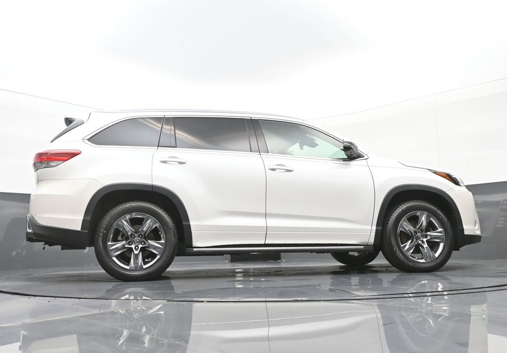 2017 Toyota Highlander Limited Platinum