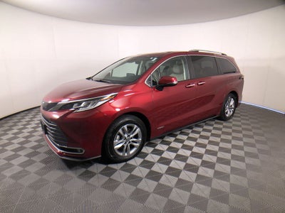 2021 Toyota Sienna Limited 7 Passenger