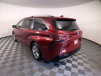 2021 Toyota Sienna Limited 7 Passenger