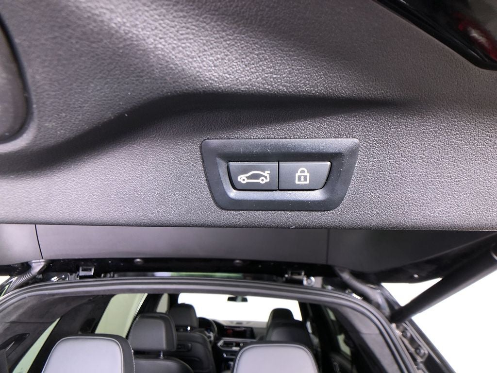 2021 BMW X7 M50i