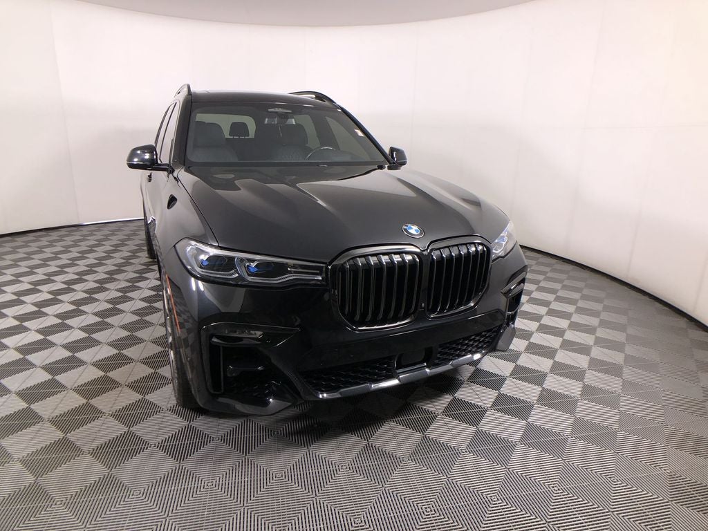 2021 BMW X7 M50i