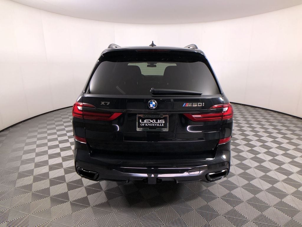 2021 BMW X7 M50i